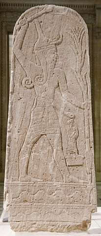 Baalshamin, ou Baal, dieu phénicien du ciel, de la pluie et de la fertilité était le dieu le plus vénéré au moyen-Orient. Son culte s’est propagé jusqu’à Rome et jusqu’en Afrique (Egypte, Carthage). Les Israélites tombaient dans l'idolâtrie de Baal