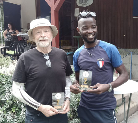 Platz 2    Rolf  "Plum"  Dieterich und Alain Junior Bioho