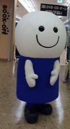 野々市マルケットでポーズv
