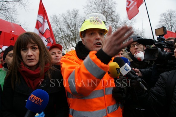 Ils vont demander à la police d'arrêter leur violence