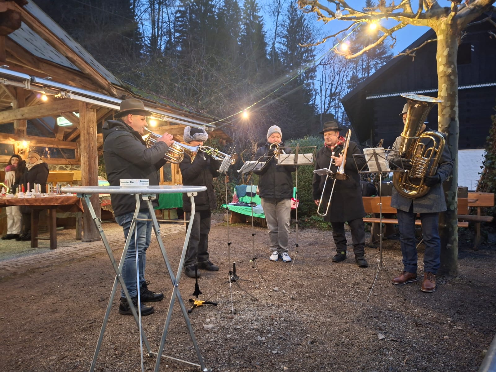 Adventmarkt in Kneiding