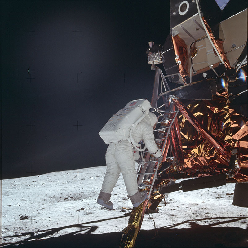 Баз Олдрін на посадковому модулі Apollo 11. Стартап ньюс | Startup News