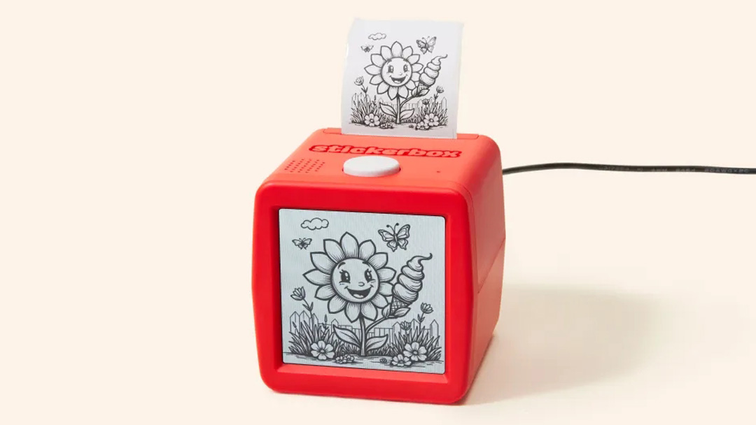 Stickerbox: як штучний інтелект перетворює дитячі мрії на наклейки, які оживають!