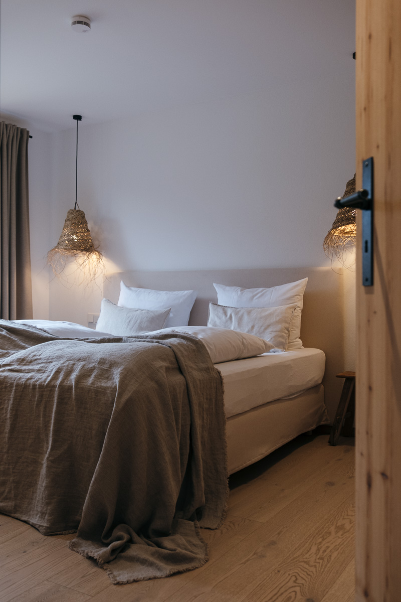 DER SCHMIEDHOF – Boho-Style Boutique Apartments in a Historic Farmhouse in the Bavarian Alps