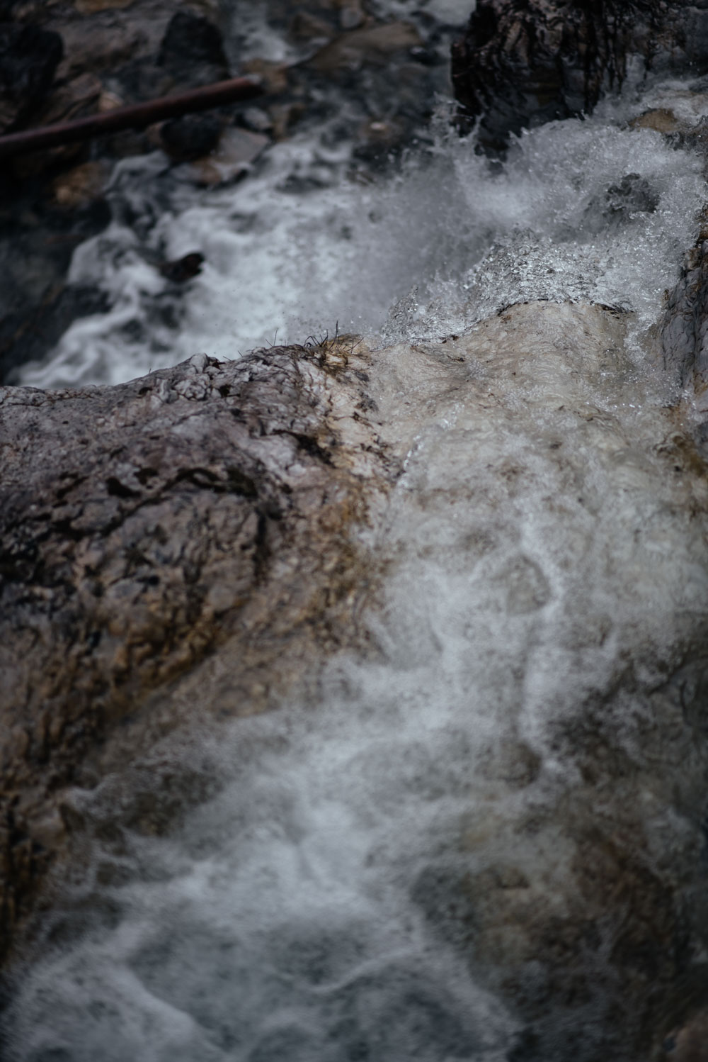 Wandertipp Tirol, Trins im Gschnitztal, ein Seitental des Wipptal: Rundwanderung zur Aussichtsplattform Adlerblick und Sarnthein Wasserfall, ein Ausflugsziel für die ganze Familie
