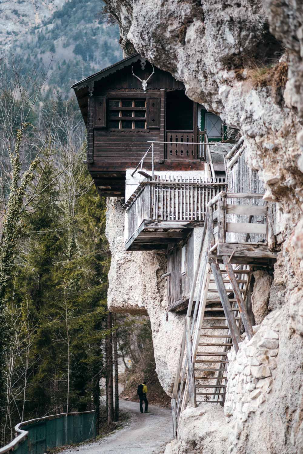 Schluchtenwanderung in Innsbruck: Rundwanderung durch die Mühlauer Klamm zur Arzler Alm, Wanderung und Ausflugsziel für Familien