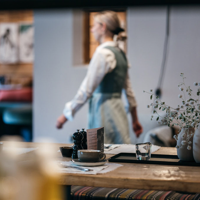 Hotelangebote in den Alpen – exklusive Bergunterkünfte, Wellnesshotels, Boutiquehotels und Apartments für Urlaub in Südtirol, Bayern und Tirol mit besonderen Angeboten - Mountain Hideaways