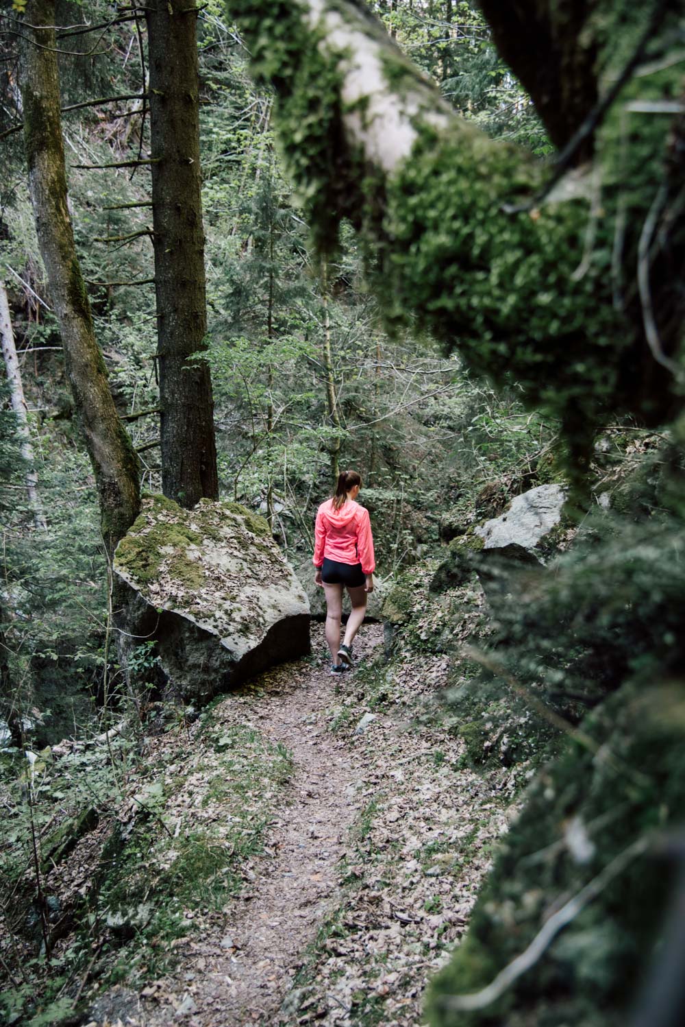 Pioniersteig Pill - Piller Wasserfall - Familienwanderung Tirol