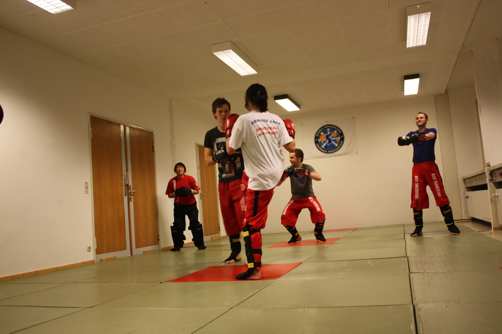 Kick-Thaiboxen, Sportschule Jan Springer