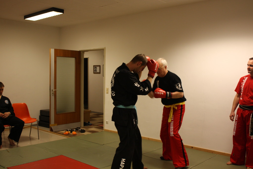 Kick-Thaiboxen  - Prüfung 04.März 2011 -Sportschule Jan Springer