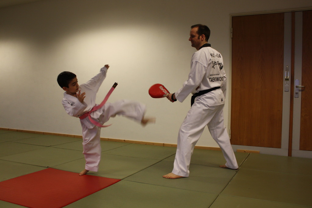 Taekwondo Stade - Prüfung 04.März 2011 - Sportschule Jan Springer