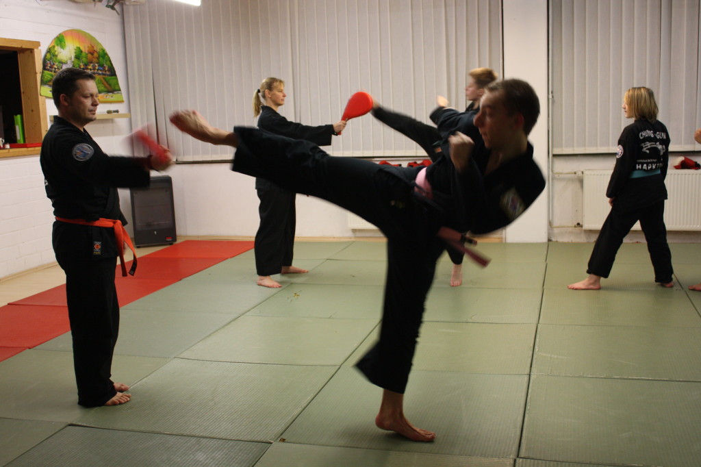 Kuksool Hapkido - Prüfung 4.Dezember 2009 - Sportschule Jan Springer