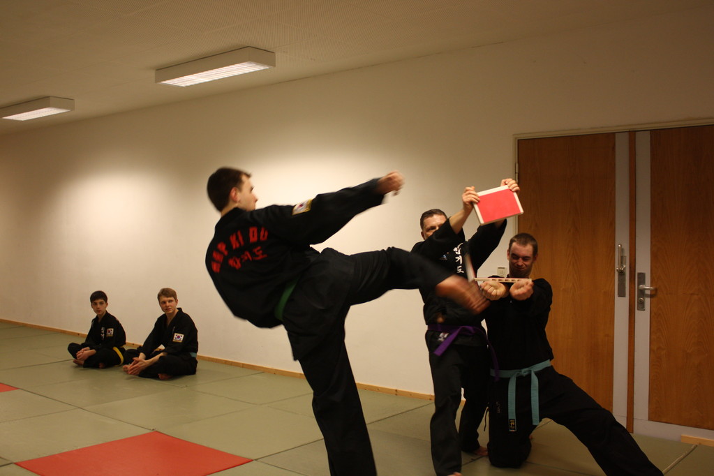 Kuksool Hapkido - Prüfung 04.März 2011 -Sportschule Jan Springer