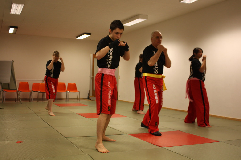 Kick-Thaiboxen  - Prüfung 04.März 2011 -Sportschule Jan Springer
