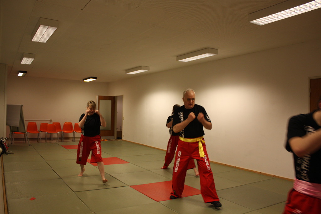 Kick-Thaiboxen  - Prüfung 04.März 2011 -Sportschule Jan Springer