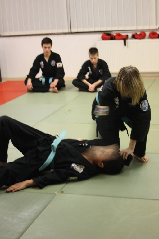 Kuksool Hapkido - Prüfung 4.Dezember 2009 - Sportschule Jan Springer