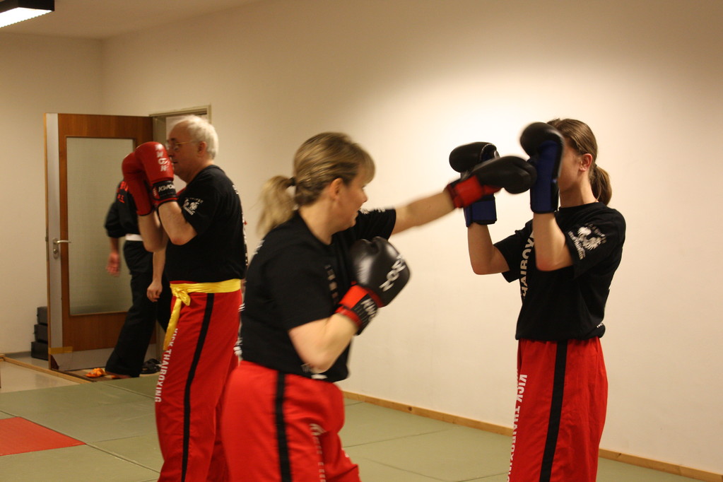 Kick-Thaiboxen  - Prüfung 04.März 2011 -Sportschule Jan Springer