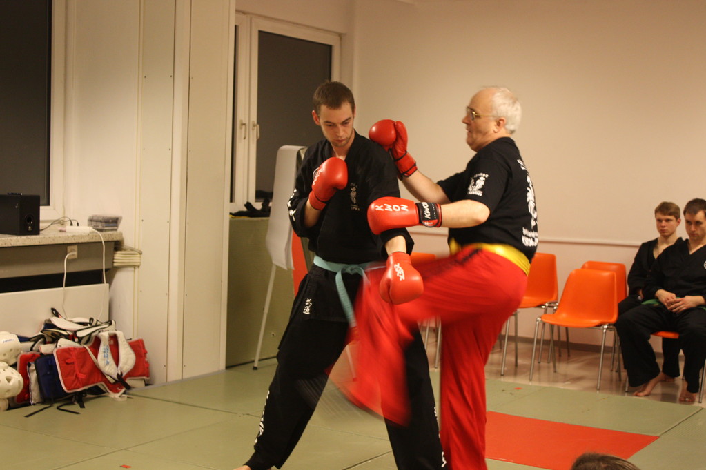 Kick-Thaiboxen  - Prüfung 04.März 2011 -Sportschule Jan Springer