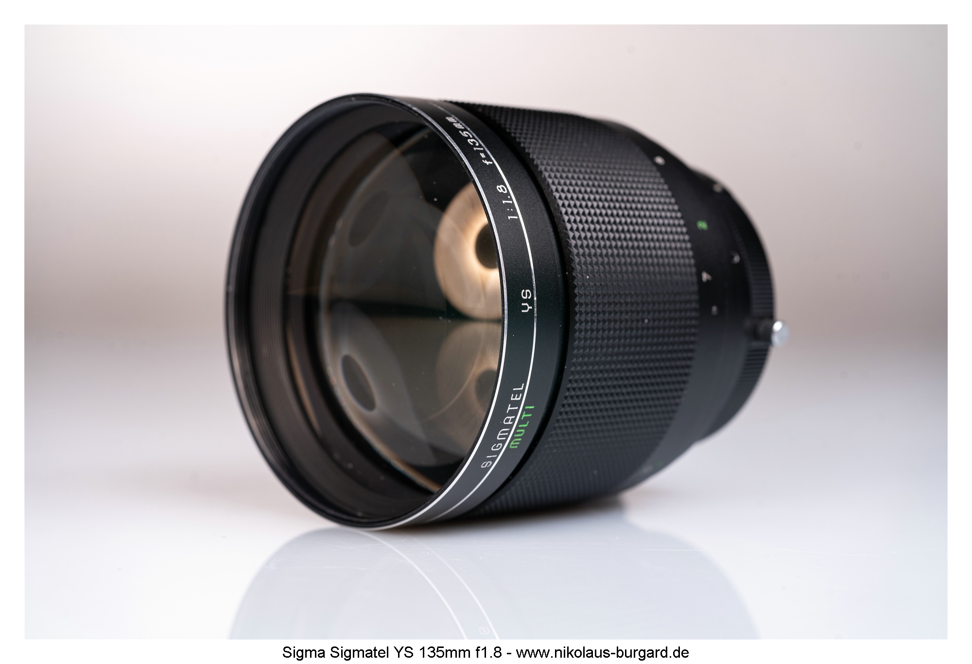 Sigma Sigmatel YS 135mm f1.8