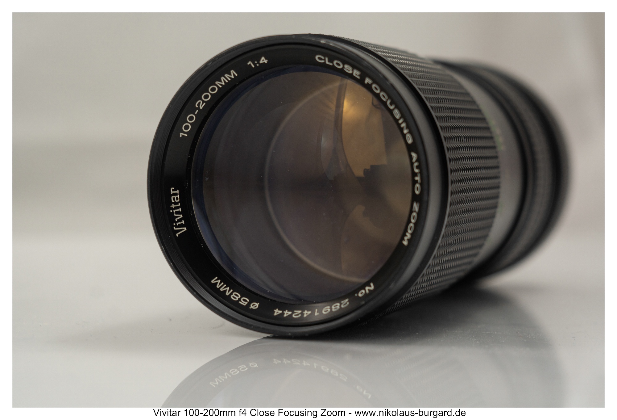 Vivitar 100-200mm f4 Close Focusing Zoom