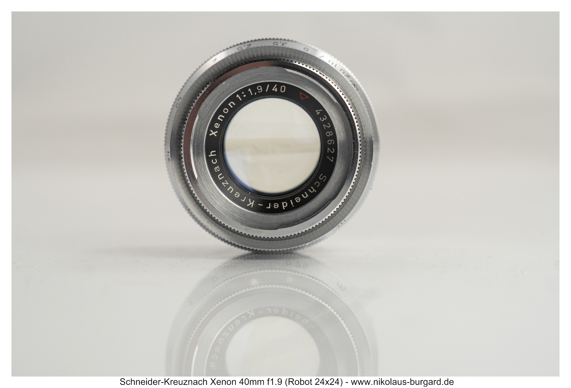 Schneider-Kreuznach Xenon 40mm f1.9 (Robot 24x24)