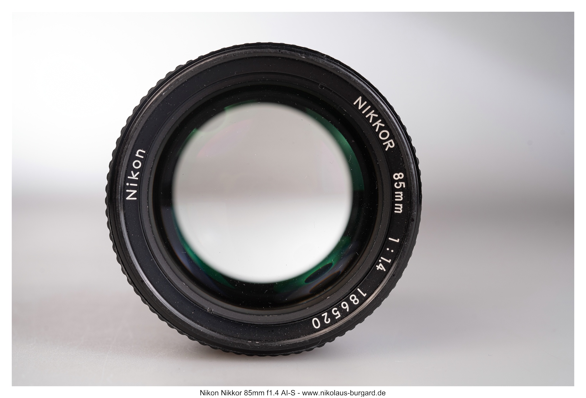 Review: Nikon Nikkor 85mm f1.4 AI-S - Nikolaus-Burgard.de Review: Nikon Nikkor 85mm f1.4 AI-S - Nikolaus-Burgard.de
