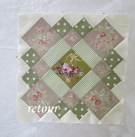 パッチワークキルト ❣️バラ柄❣️リバーシブル パッチワークキルト