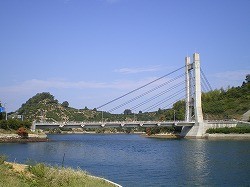 大崎下島と 平羅島を結ぶ  平羅橋