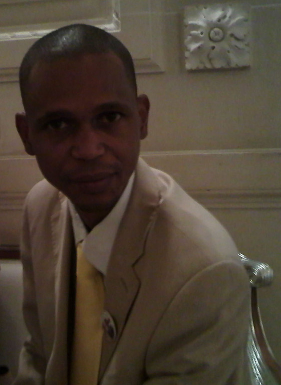 M. Thierno Madiou Barry - SG du RPG - section Angola invité le 02.04.11 à 19h NY et 23h TU