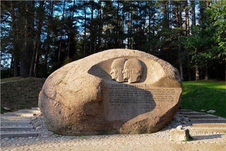 Der größte Stein Litauens „Puntukas“ (5)