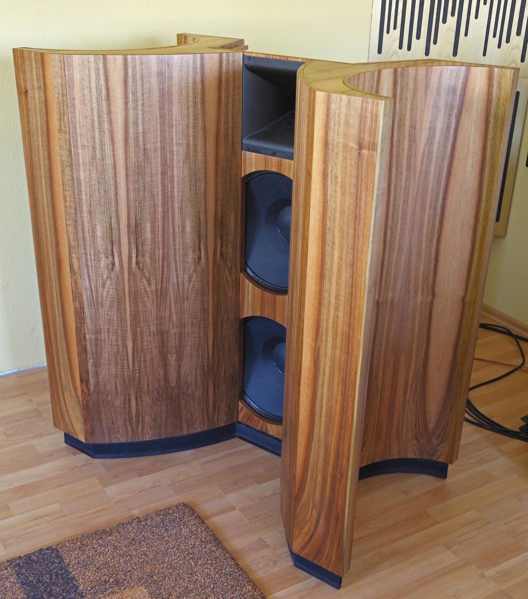 LAUTSPRECHERGEHÄUSE - Holz und Musik - die etwas andere Tischlerei