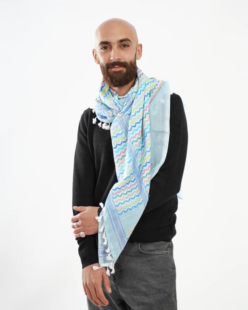 Akka Kufiya draped – Palestinian heritage scarf, Arab headdress