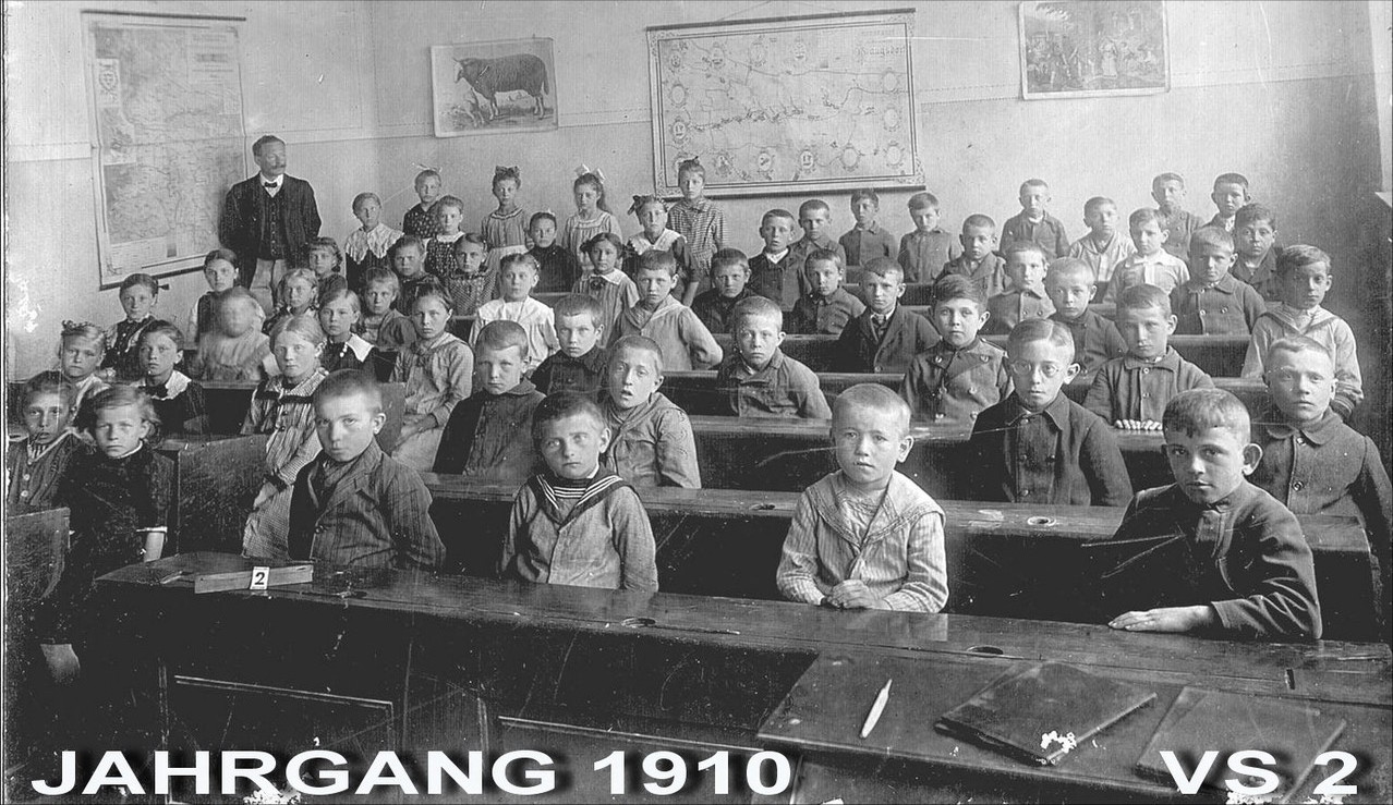 Jahrgang 1910 - Volksschule / 2. Klasse