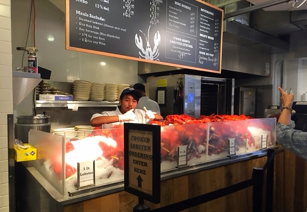 Stand (d'énormes) Lobster au Chelsea Market