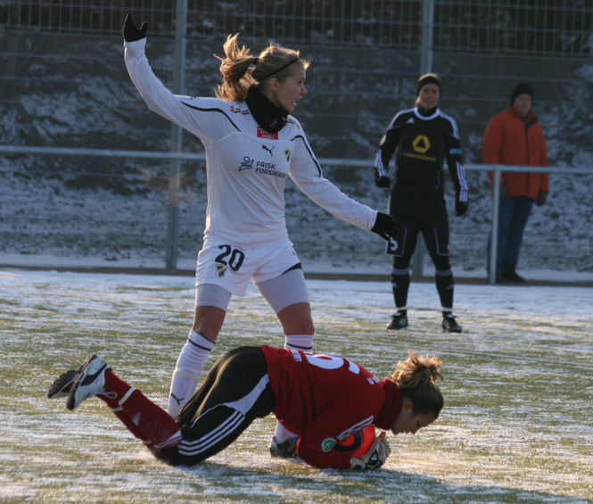 Desirée Schumann, Andrine Stolsmo Hegerberg