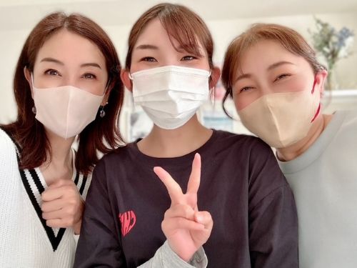 東京リラックセーションアカデミーボディセラピストコース在校生とリンパケアリストコース在校生