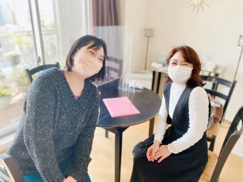 東京リラックセーションアカデミーリンパケアリストコース在校生とボディセラピストコース卒業生