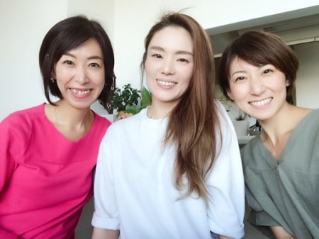 ボディセラピストコース卒業生渡邉さんとボディケアリストコース在校生伊藤さん