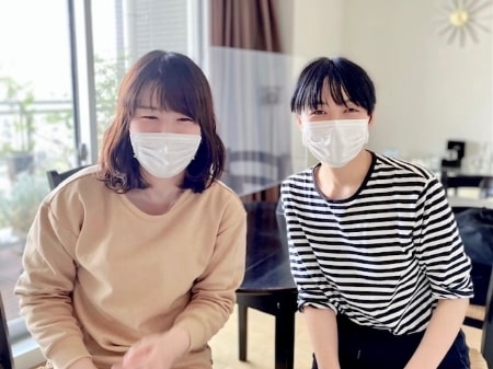アロマ・リンパドレナージュ・リフレ・整体 セラピスト養成スクール 東京リラックセーションアカデミーボディセラピストコース卒業生桑名さんと全身リンパオイルトリートメントコース在校生高柳さん