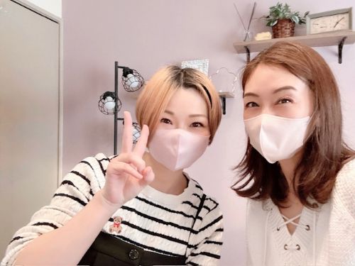 東京リラックセーションアカデミーデコルテオイルトリートメント講習受講生と