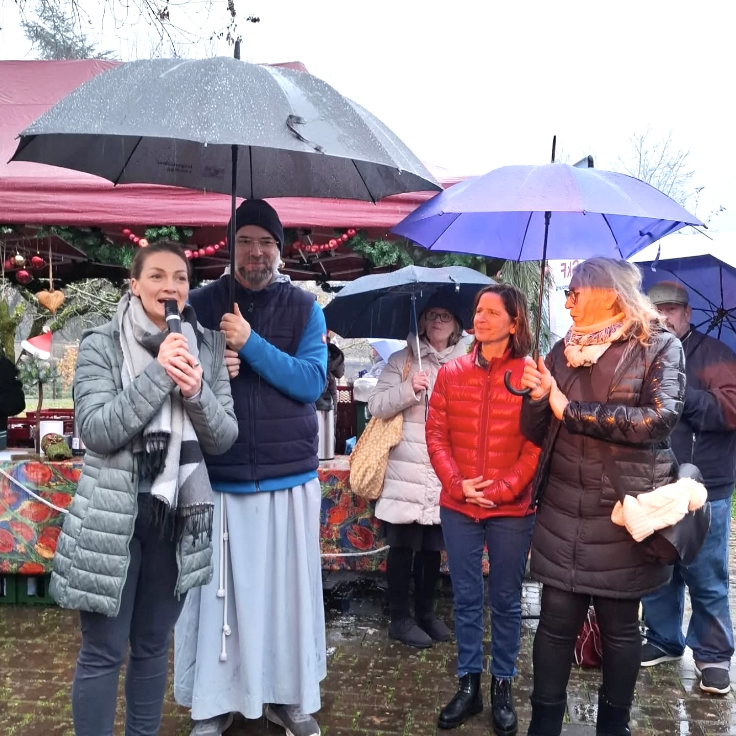 Eröffnungsrede von Judith Gerlach - Bayerische Staatsministerin für Gesundheit (1. v. l.)