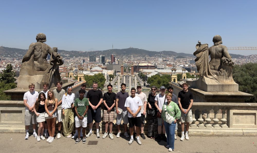 Klassenfahrt nach Barcelona: Lernen in tropischer Hitze - zwischen Meer und Metropole