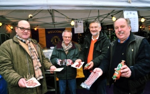  Beim Lions-Club Willich gab’s Delikatessen, die aus der eigenen Jagd stammten. (WZ vom 14.12.16)