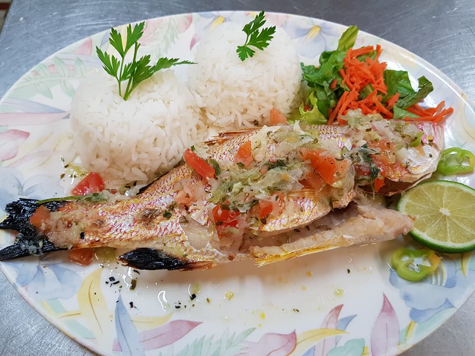 Le Poisson Rouge Restaurant Le Diamant Martinique MatinikPhotosRestos