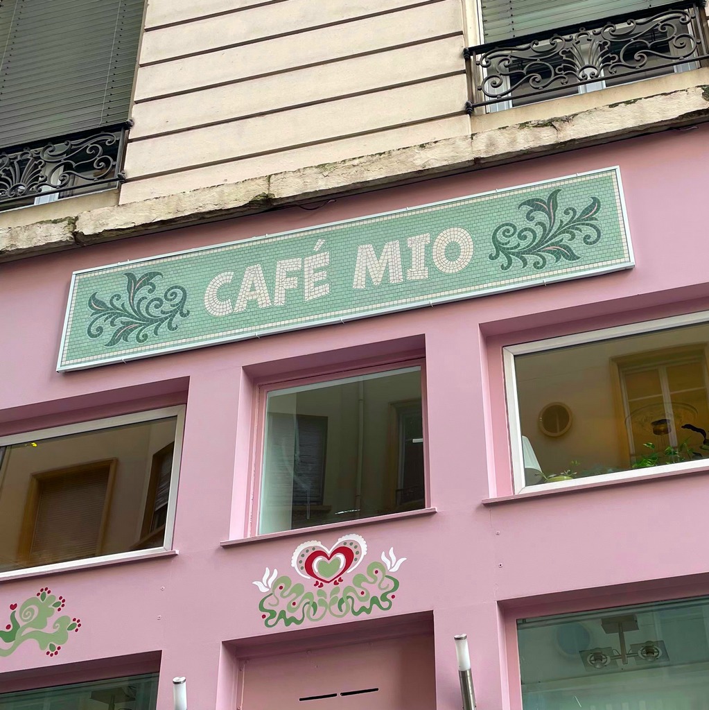 Façade en mosaïque extérieure