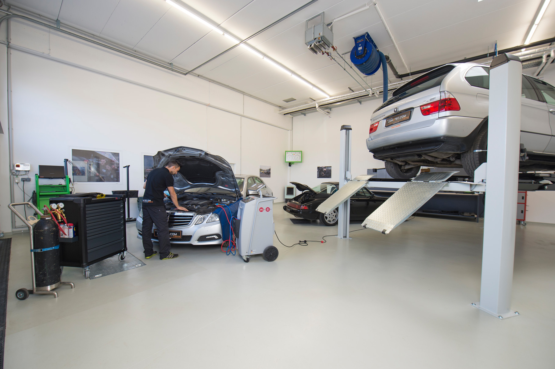 Freie KFZ Werkstatt KFZ Werkstatt Shuttle Service