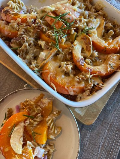 Kürbis – Apfel – Gratin mit Vollkornnudeln