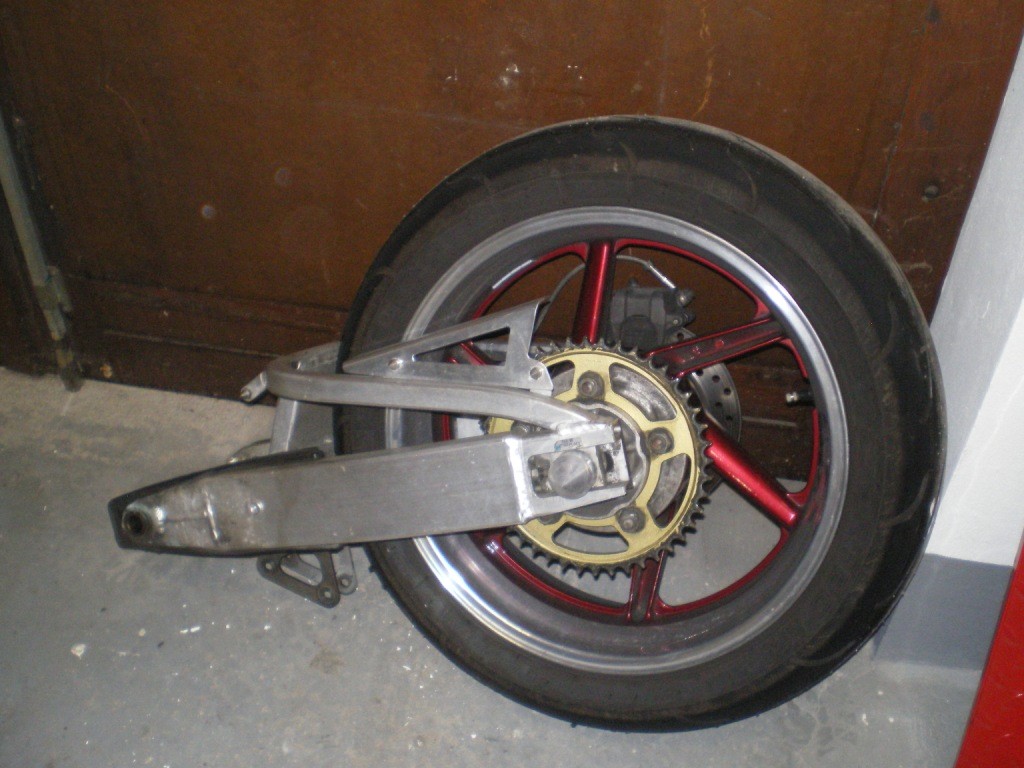 Einarmschwingeneinbau Honda CBR
