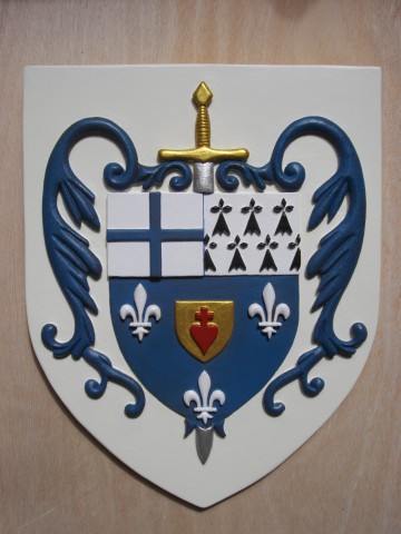 Armoiries sculptées sur pierre