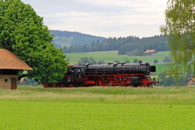 Münsiger Lok unterwegs zwischen Münsingen und Wichtrach